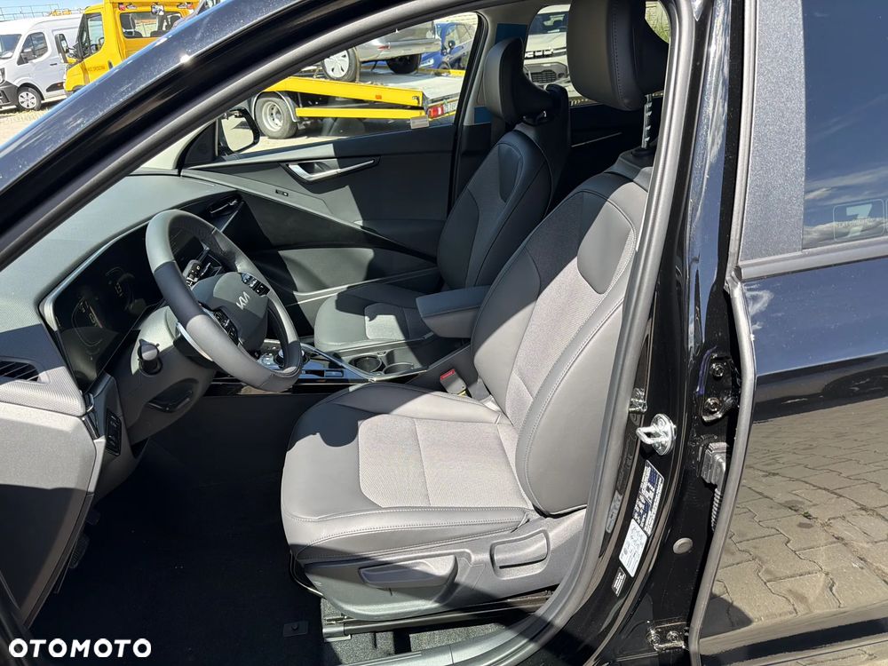 Kia Niro 1.6 GDI Hybrid L - 10