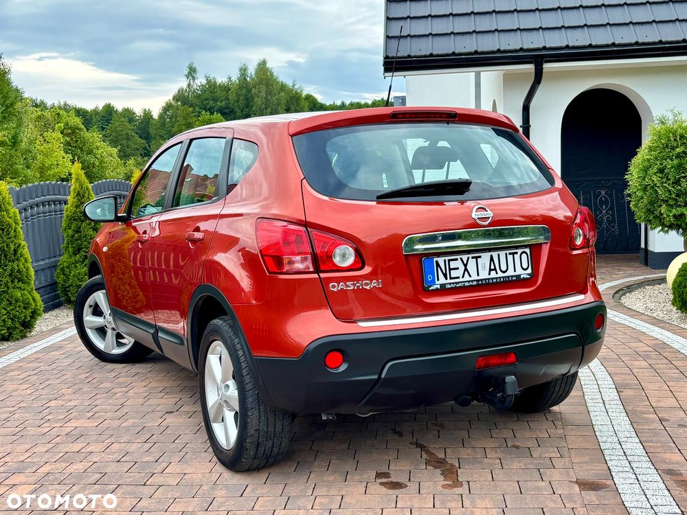 Nissan Qashqai 2.0 4x4 visia - 14