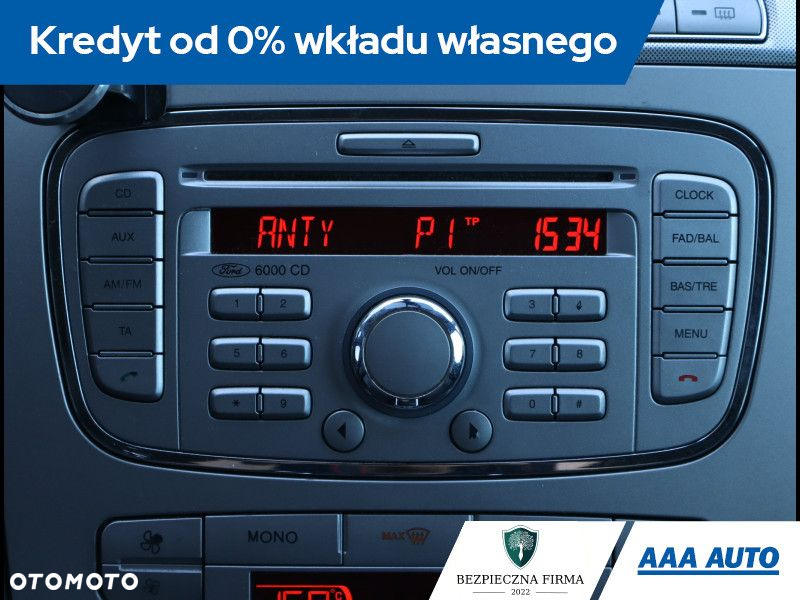 Ford S-Max - 13