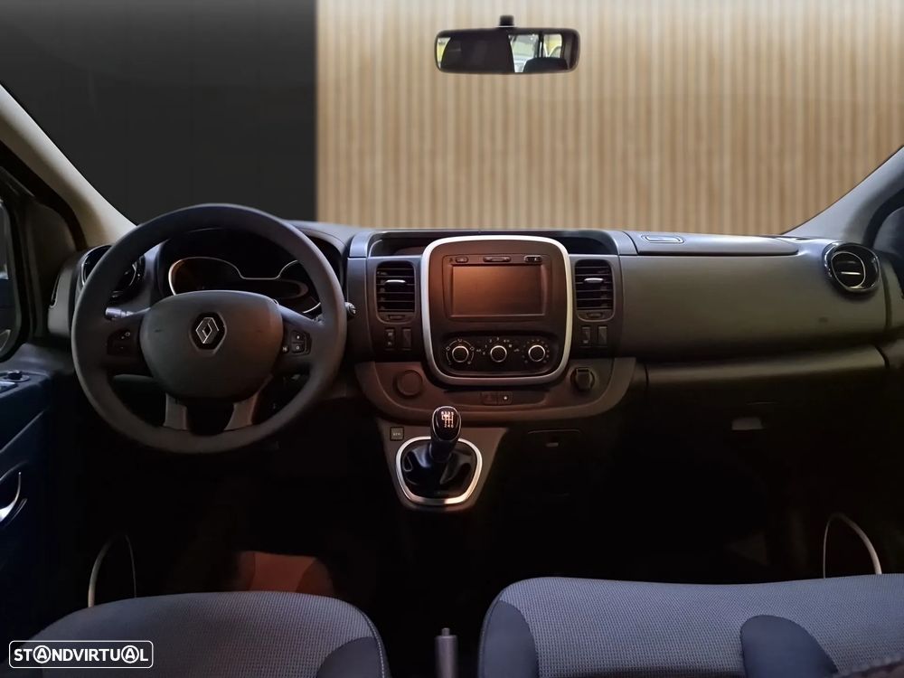 Renault Trafic 2.0 dCi L1H1 1.0T - 10