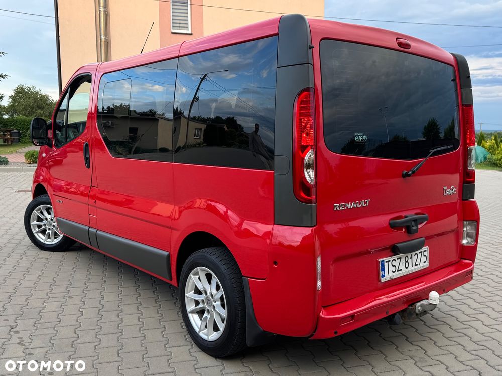 Renault Trafic L1H1 Passenger Lux - 12