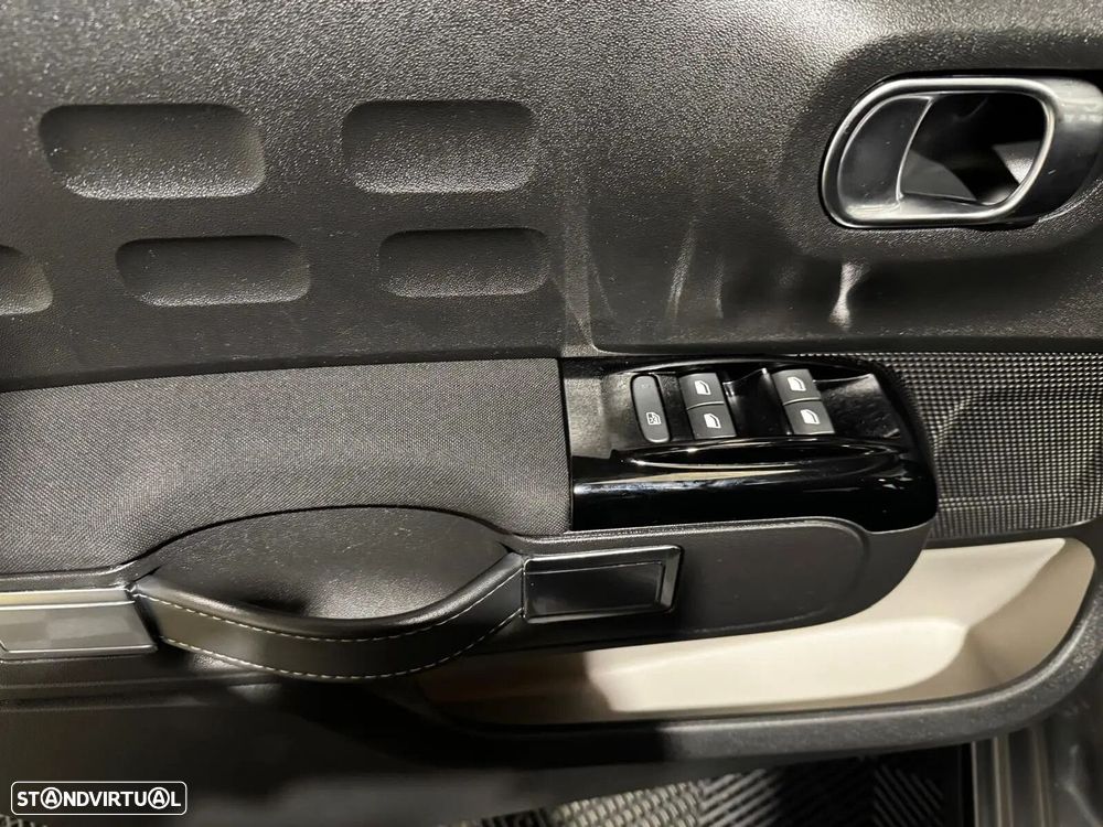 Citroën C3 1.2 PureTech Shine - 41