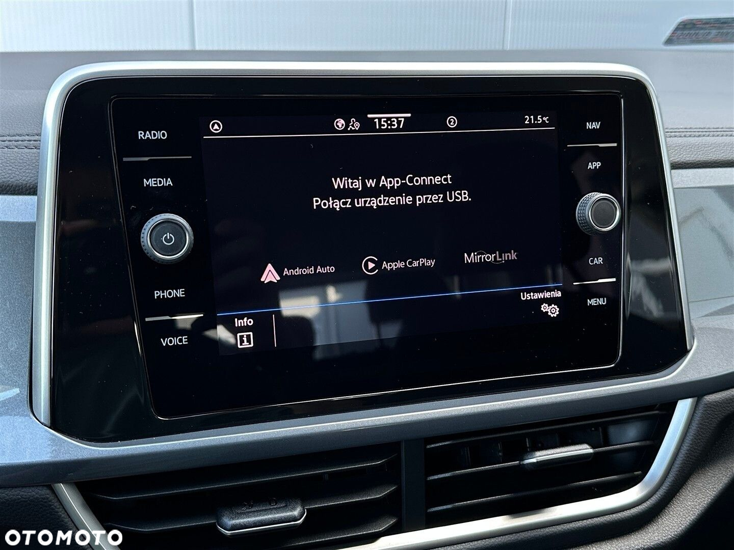 Volkswagen T-Roc 1.5 TSI Style DSG - 22