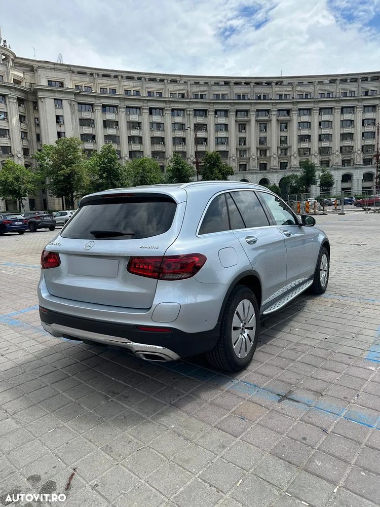 Mercedes-Benz GLC - 22