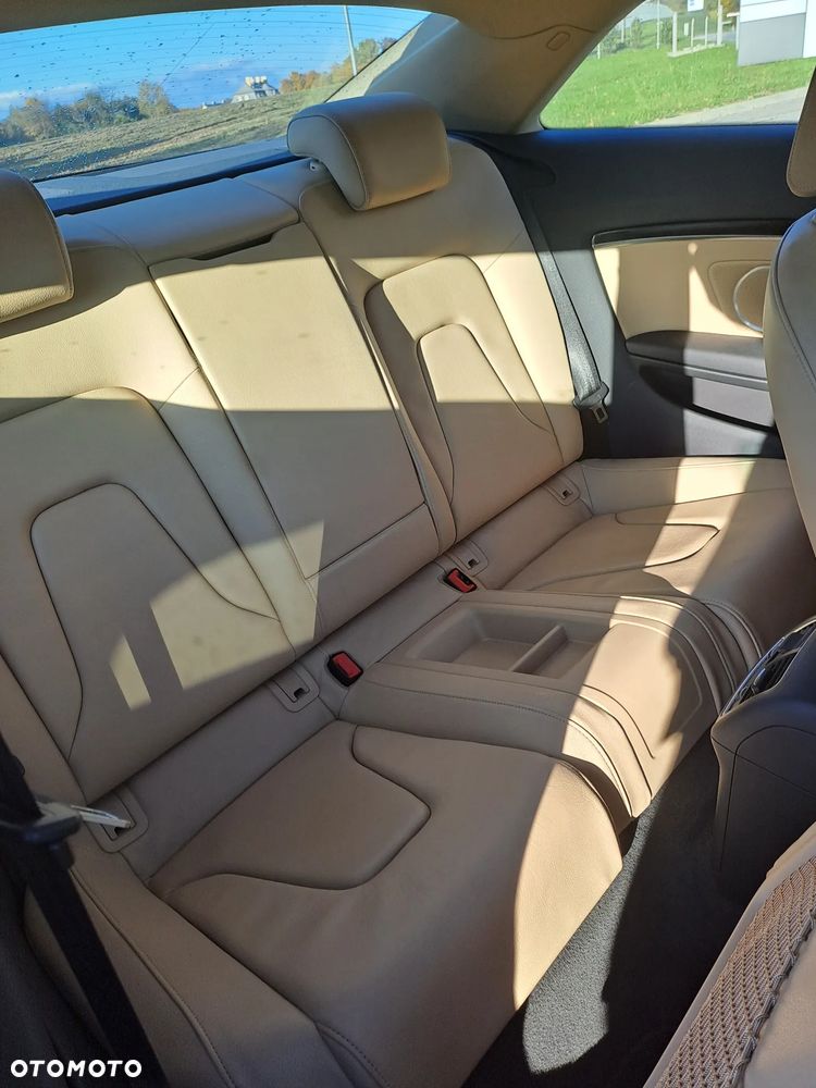 Audi A5 Coupé - 16