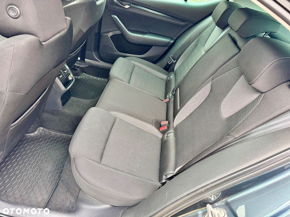 Skoda Octavia 2.0 TDI Ambition - 12