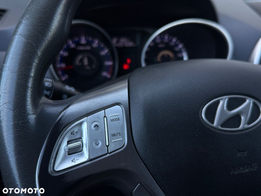 Hyundai ix35 2.0 Premium 2WD - 21