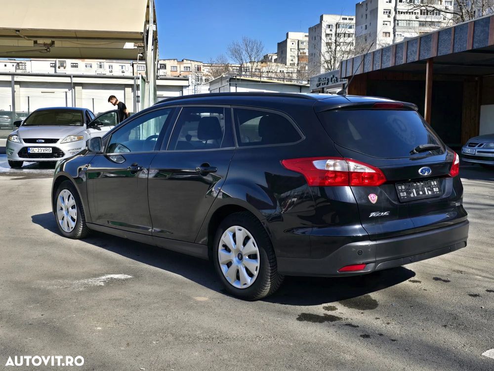 Ford Focus 1.0 EcoBoost Start-Stopp-System TITANIUM - 3