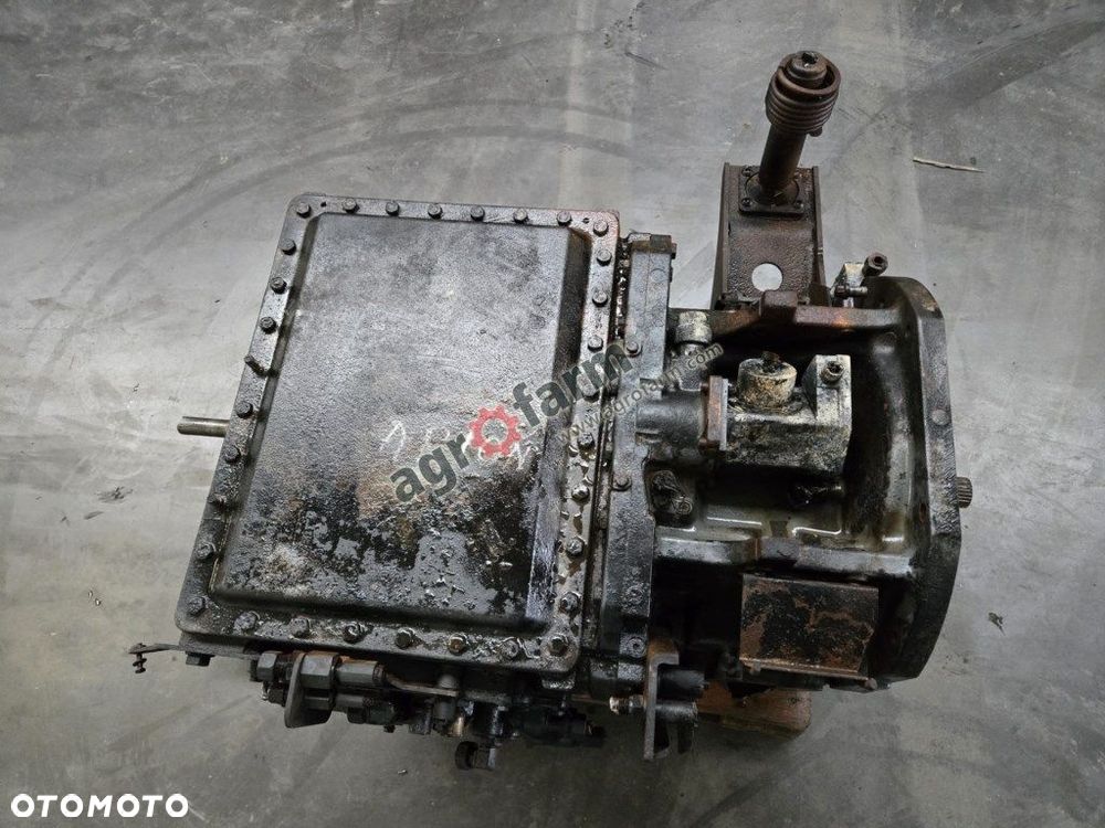 Skrzynia biegów CMATIC, Claas Arion 630 - 3