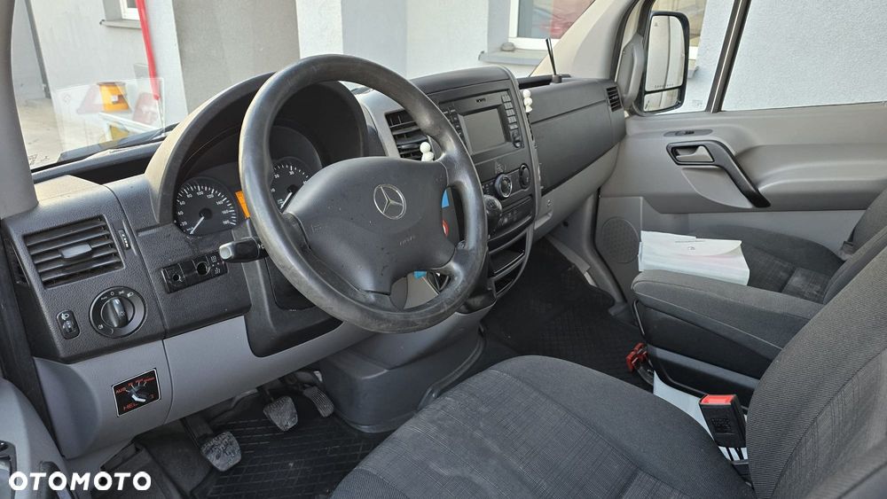 Mercedes-Benz Sprinter 906 - 29