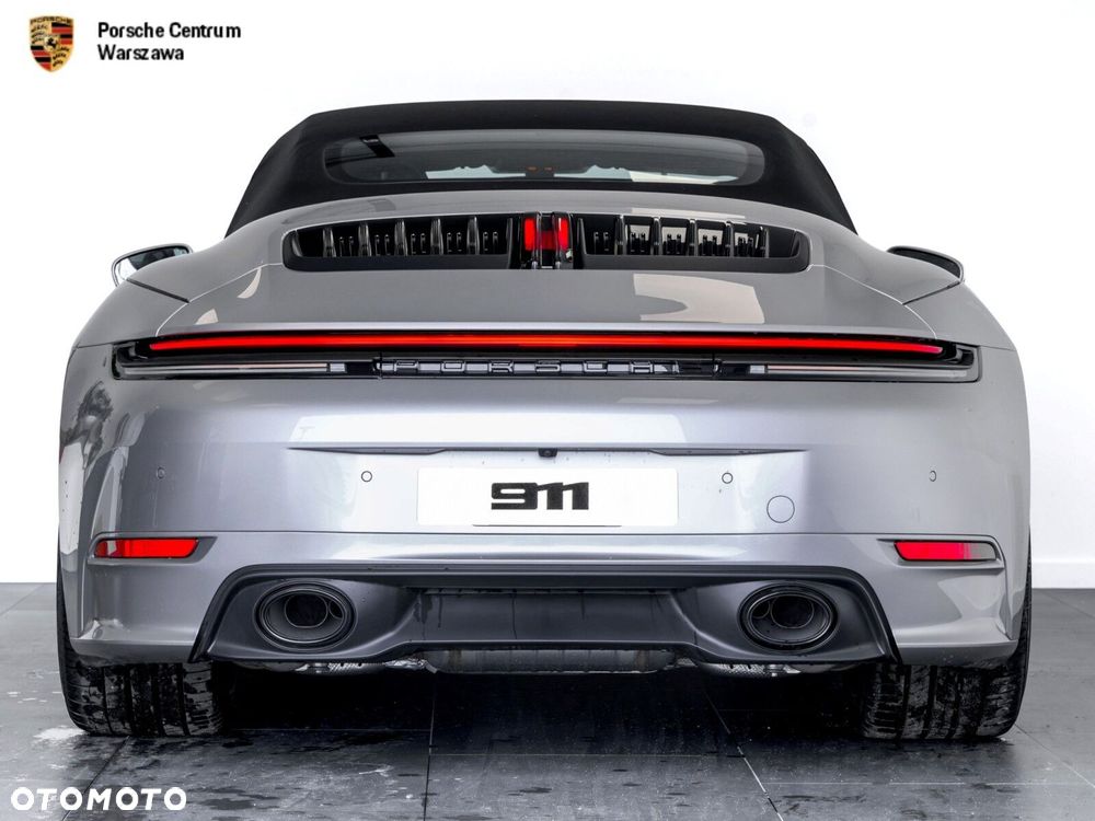 Porsche 911 Carrera Cabrio - 4