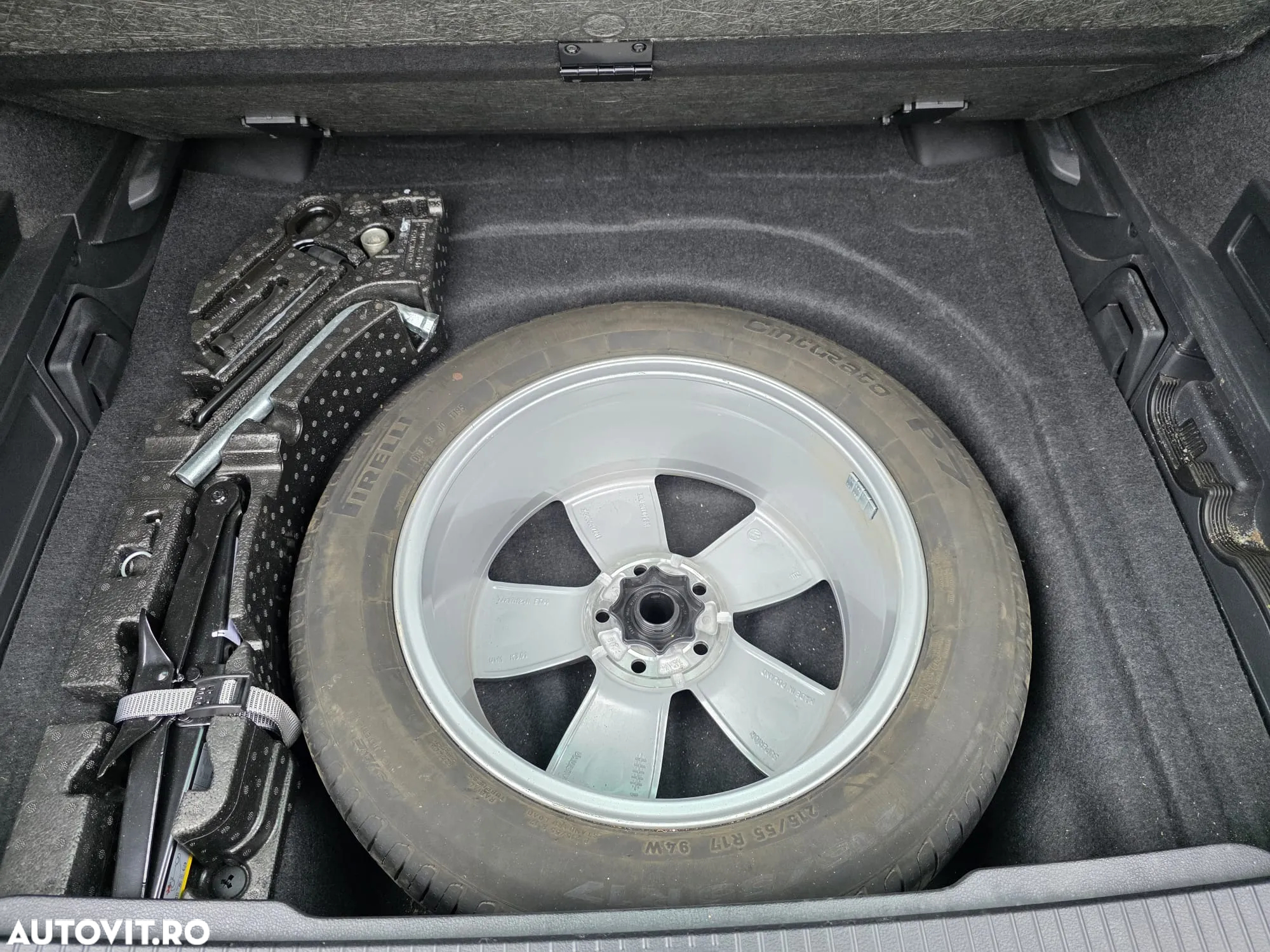 Volkswagen Passat Variant 2.0 TDI DSG Comfortline - 24