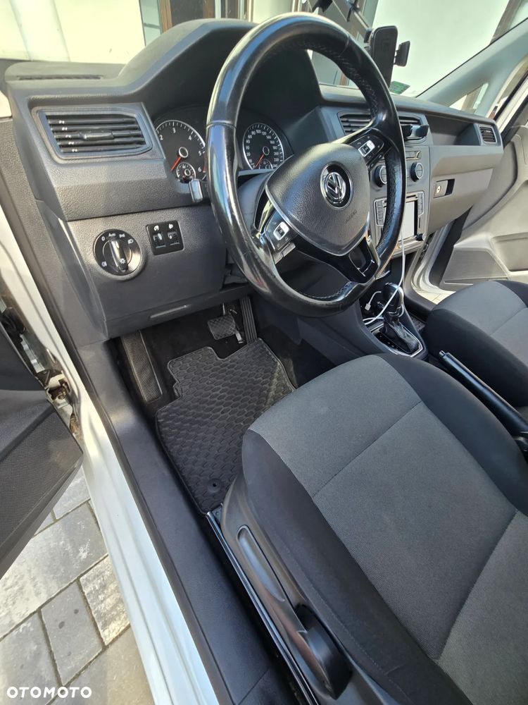 Volkswagen Caddy 2.0 TDI DSG - 11