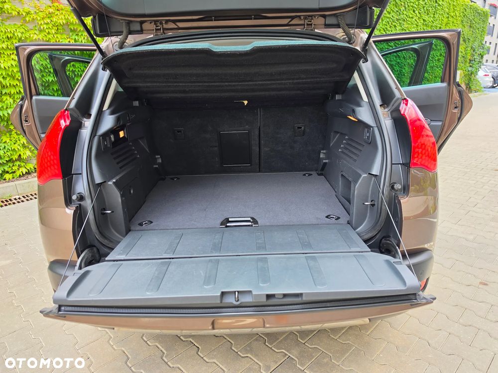 Peugeot 3008 1.6 HDi Style - 21