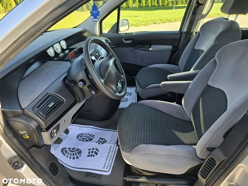 Citroën C8 - 18