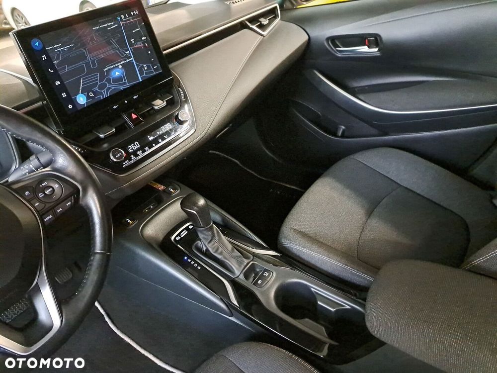 Toyota Corolla 1.8 Hybrid Comfort - 28