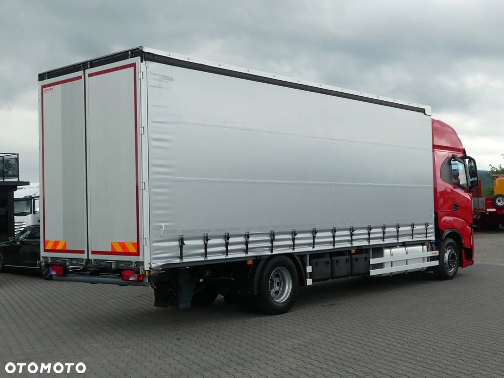 Iveco S WAY 460 / FIRANKA 8.10m / EURO 6 / KLIMATYZACJA POSTOJOWA / - 8