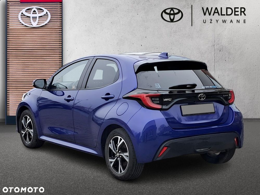 Toyota Yaris - 4