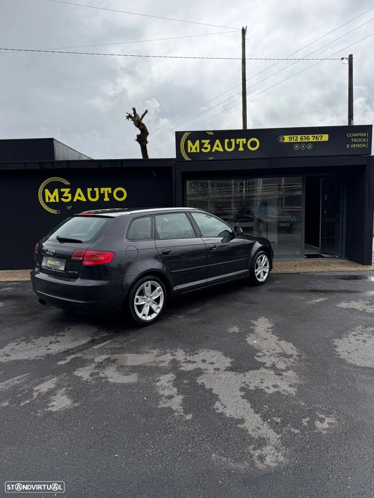 Audi A3 Sportback 2.0 TDi Ambiente - 4