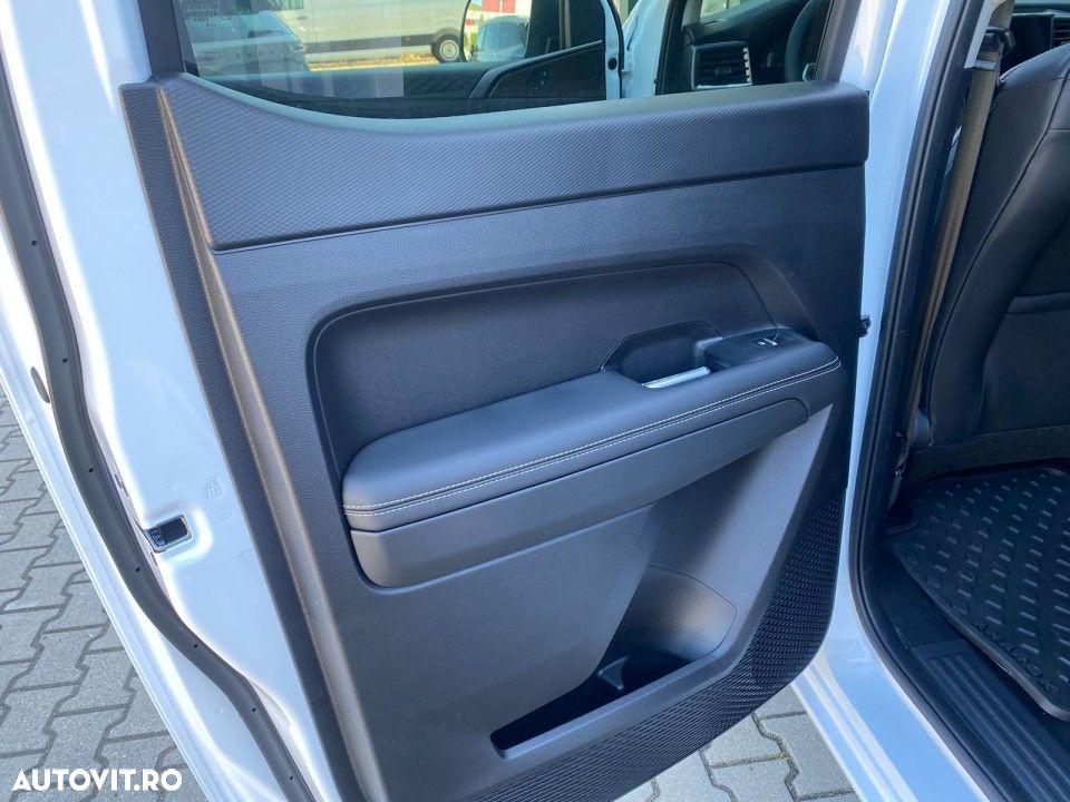 Volkswagen Amarok - 11