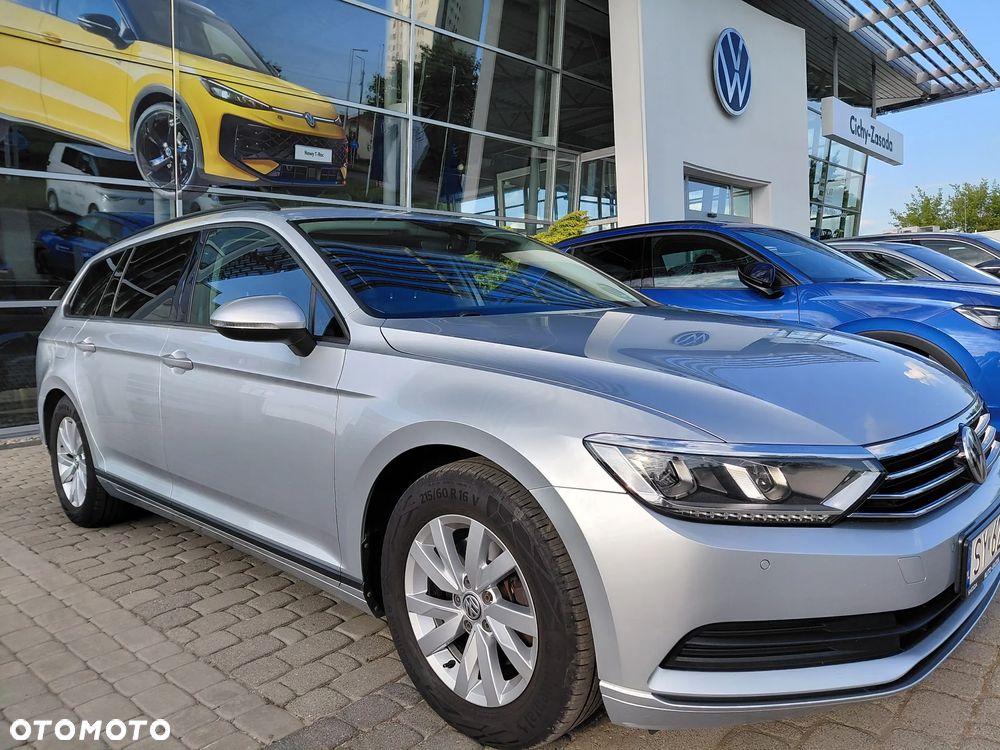 Volkswagen Passat 1.4 TSI BMT Trendline - 13