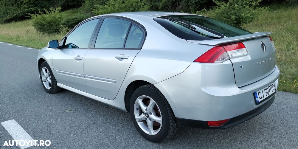 Renault Laguna - 3