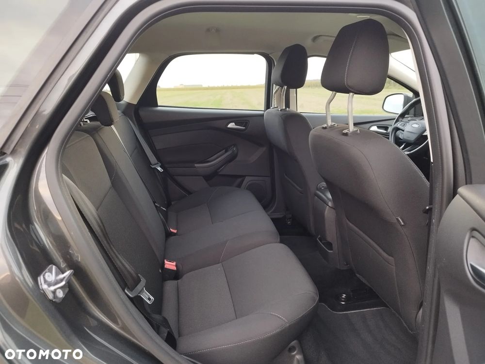 Ford Focus 1.5 TDCi SYNC Edition ASS - 19