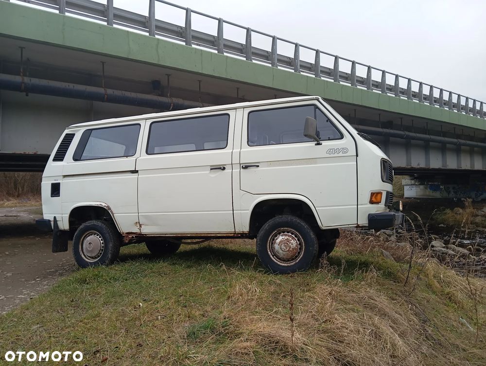 Volkswagen Transporter - 16