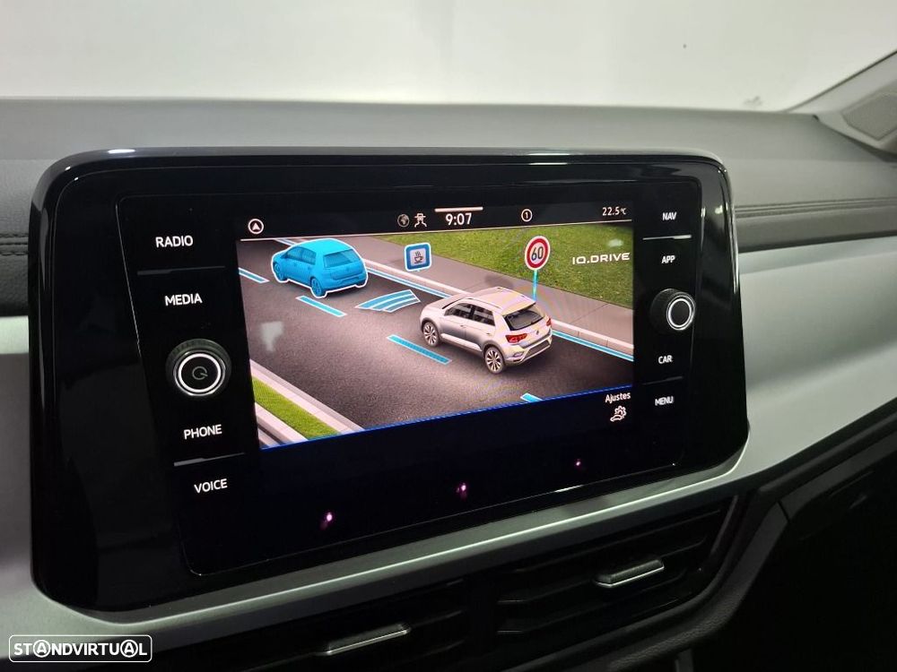 VW T-Roc 1.0 TSI Urban - 18