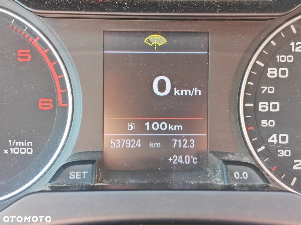 Audi A4 Avant 2.0 TDI DPF quattro Attraction - 23