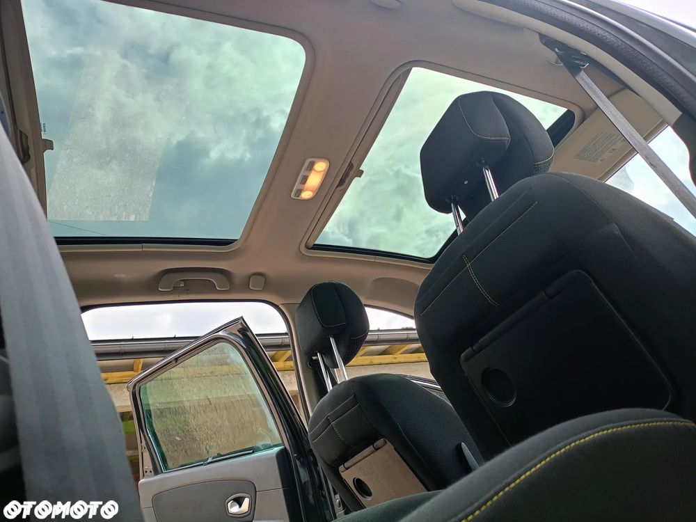 Renault Scenic 1.4 16V TCE Expression - 11