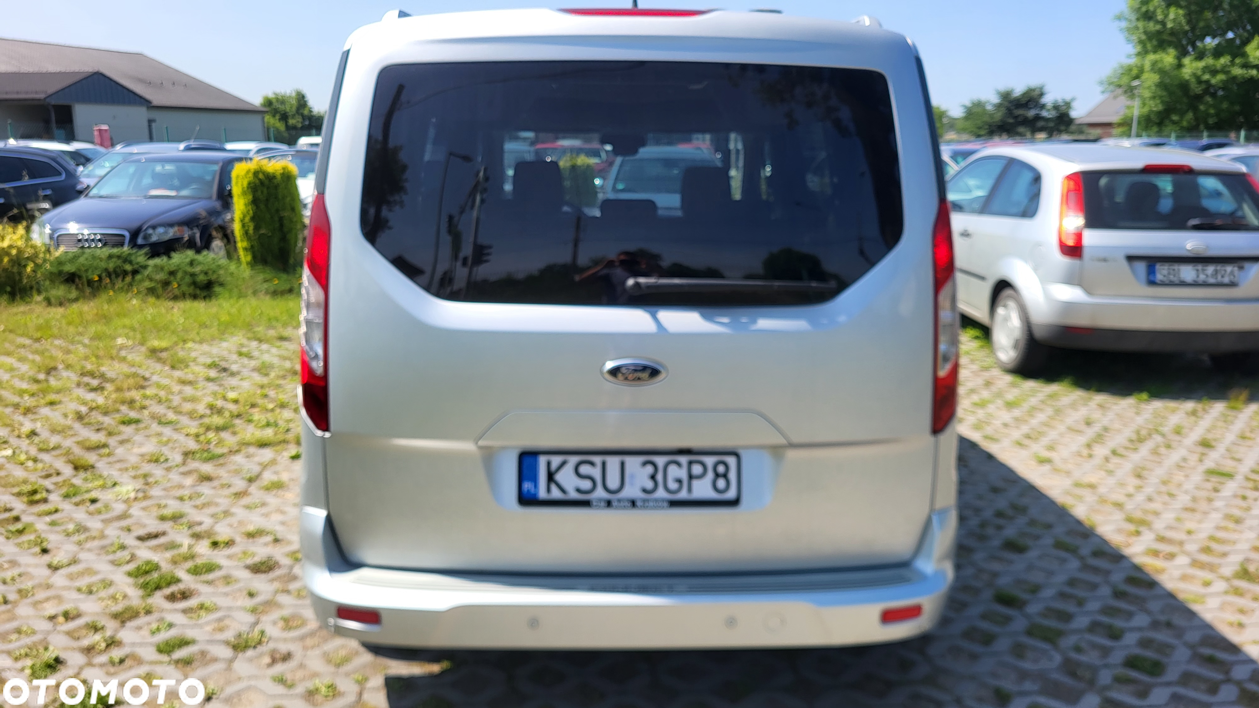 Ford Tourneo Connect Grand - 19