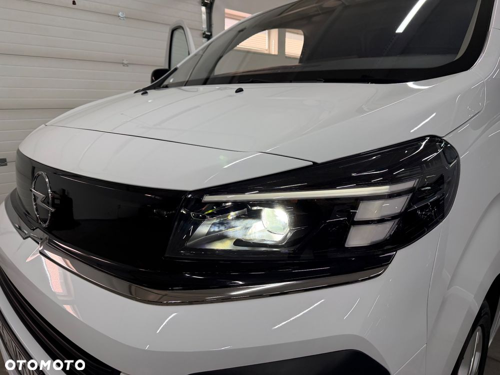 Opel Vivaro - 13