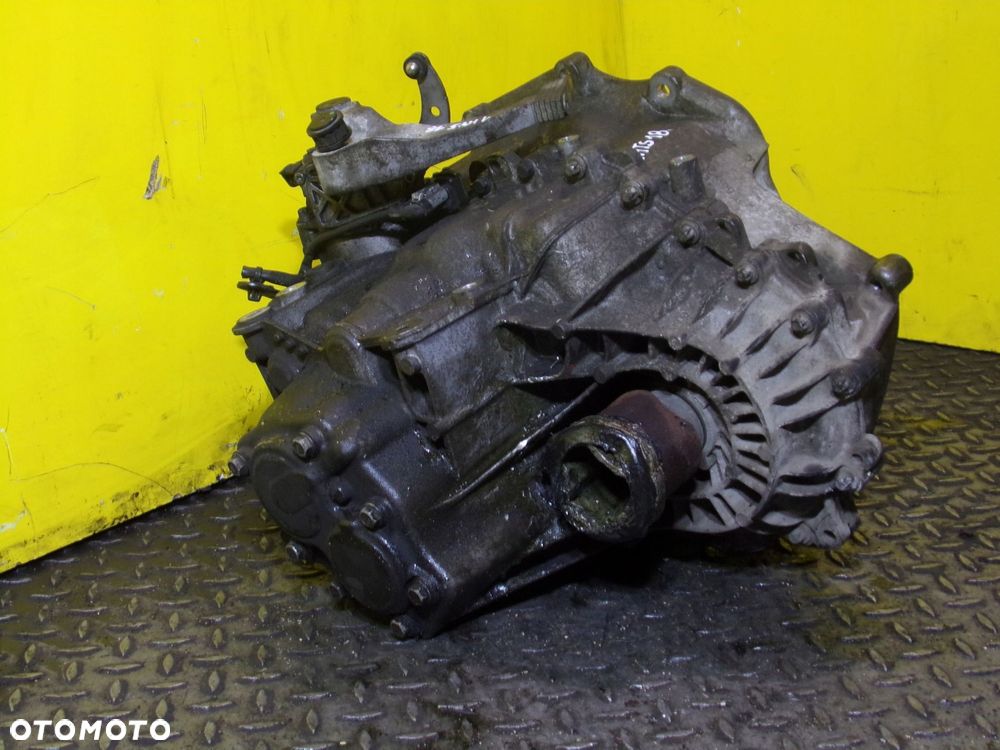 OPEL CORSA E 1.0 TURBO 16r 116KM skrzynia biegow 6 M1X0 M1XO - 4