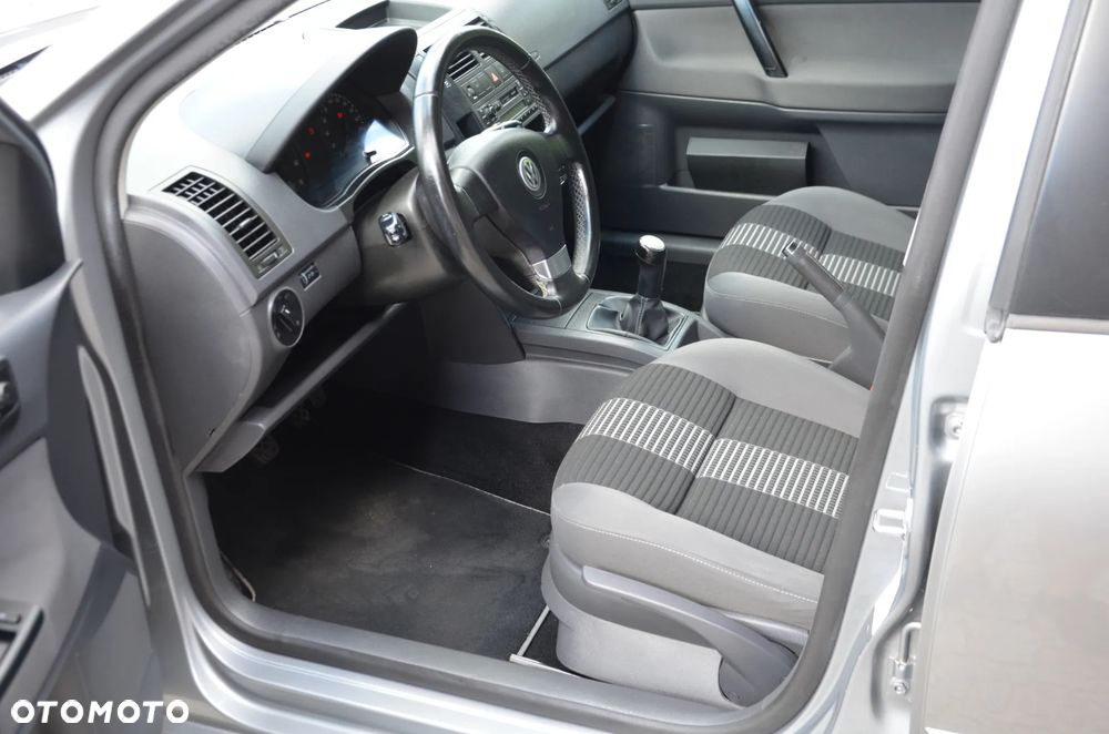 Volkswagen Polo - 3