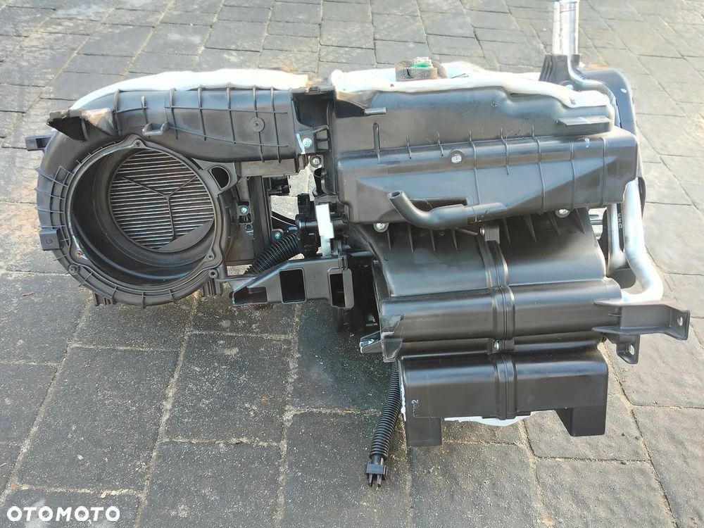 NAGRZEWNICA KIA CEE'D CEED 2 II LIFT KLIMA DWUSTREFOWA - 10