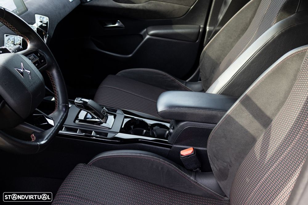 DS DS3 Crossback PureTech 155 Aut. PERFORMANCE LINE - 34
