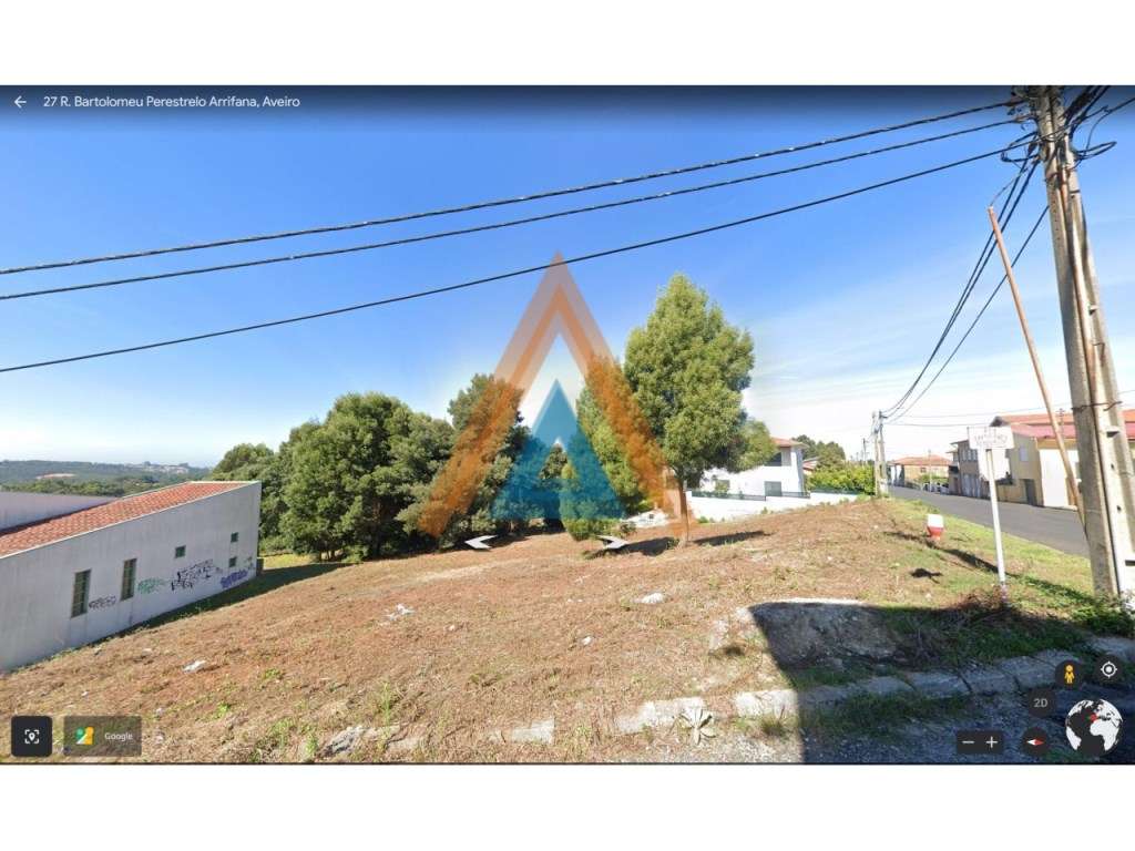 Excelente lote de terreno construção de uma casa - Grande imagem: 2/5
