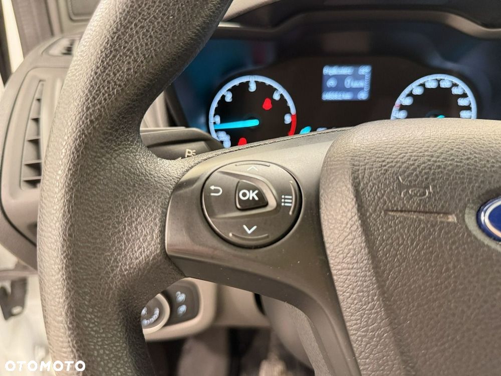 Ford Transit Connect - 24