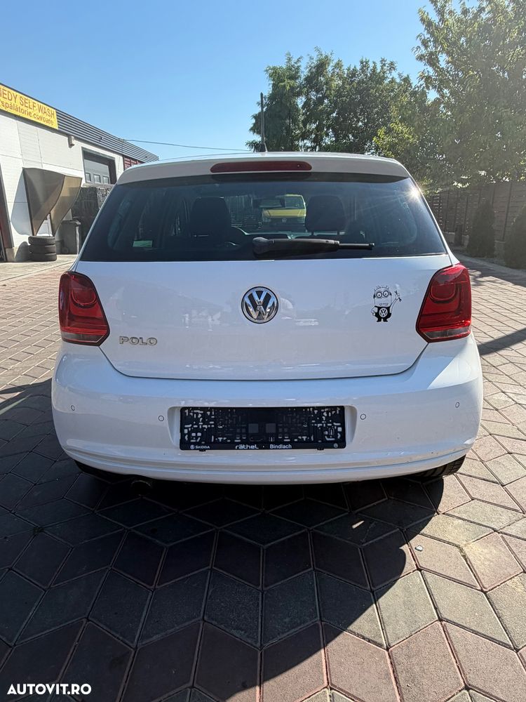 Volkswagen Polo - 8