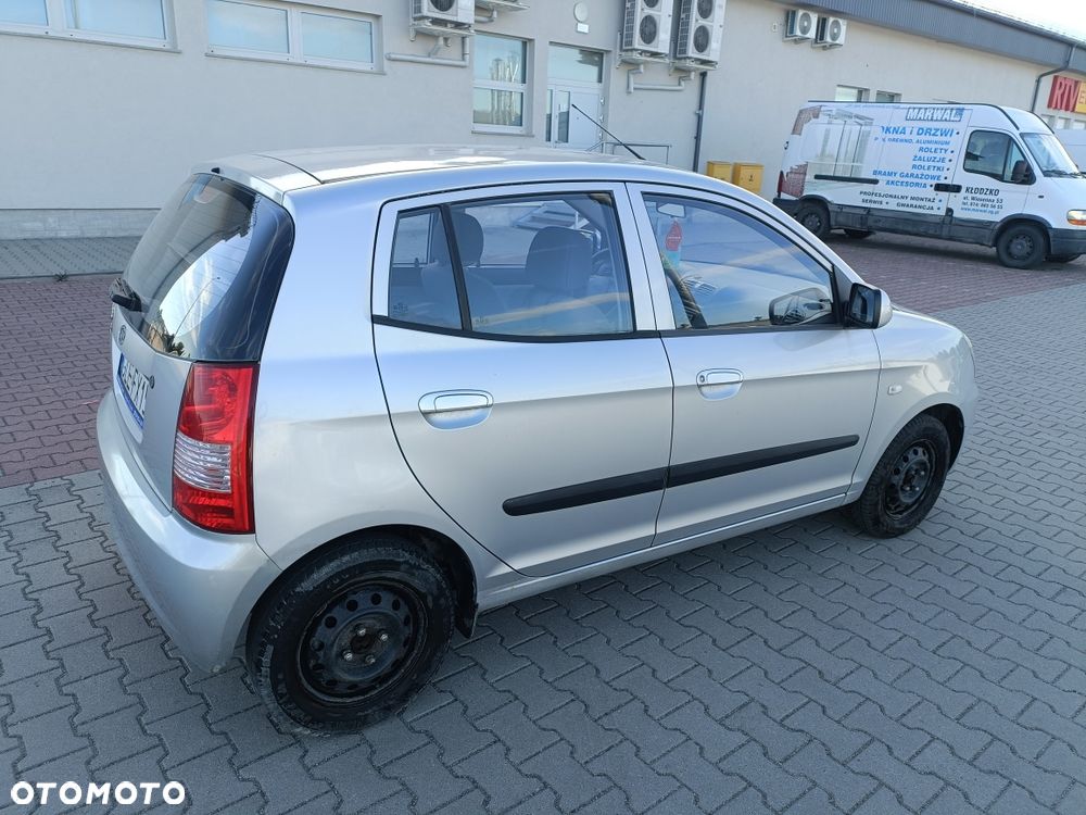 Kia Picanto - 6
