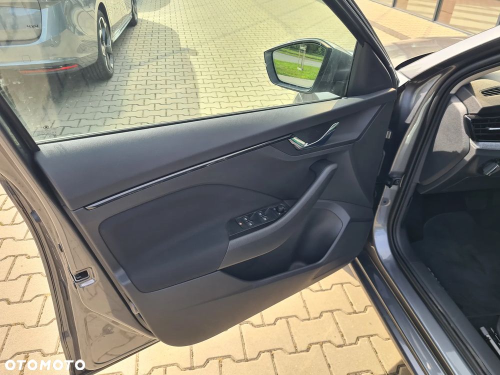 Skoda Scala 1.0 TSI Drive DSG - 9
