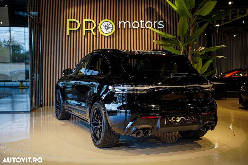 Porsche Macan - 2