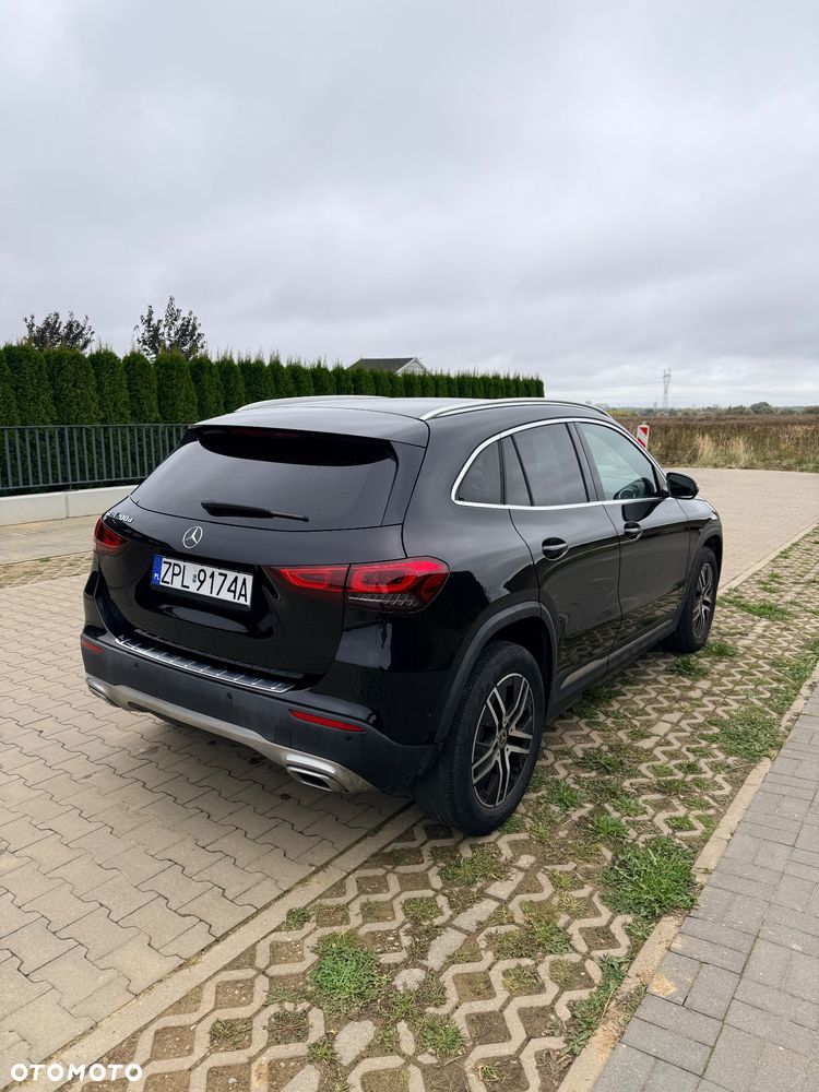 Mercedes-Benz GLA 200 d 8G-DCT Progressive - 2