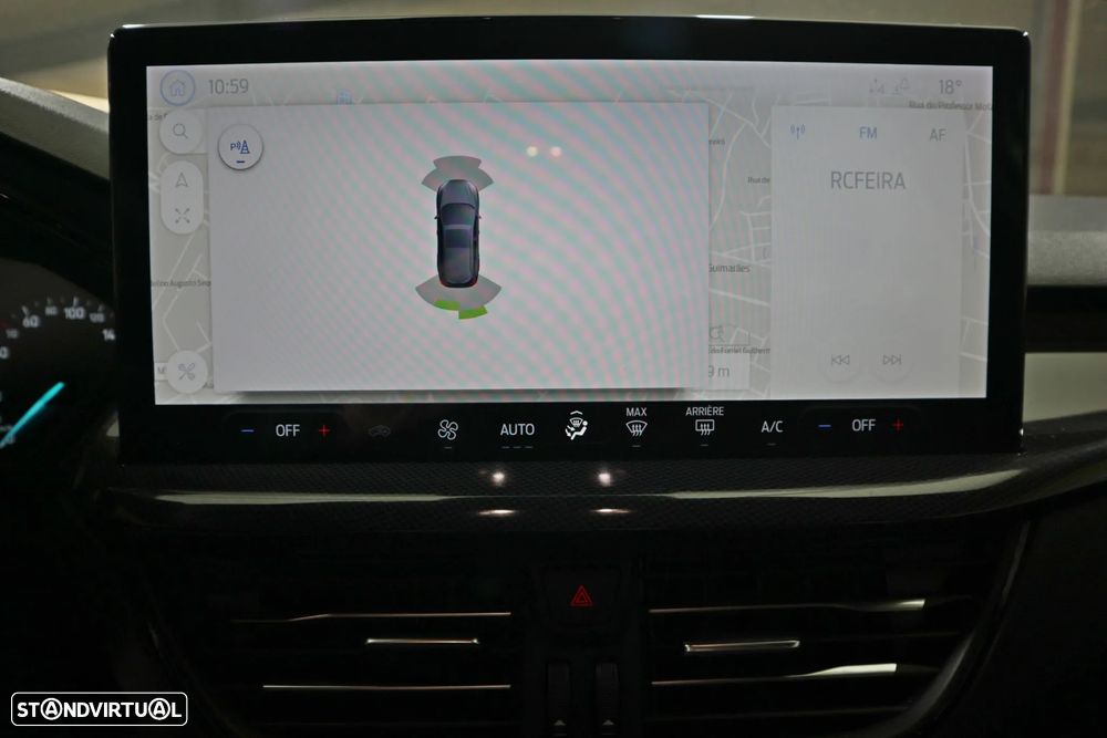 Ford Focus 1.0 EcoBoost MHEV ST-Line - 13