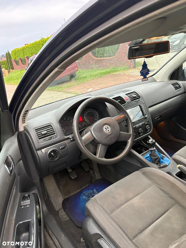 Volkswagen Golf - 13