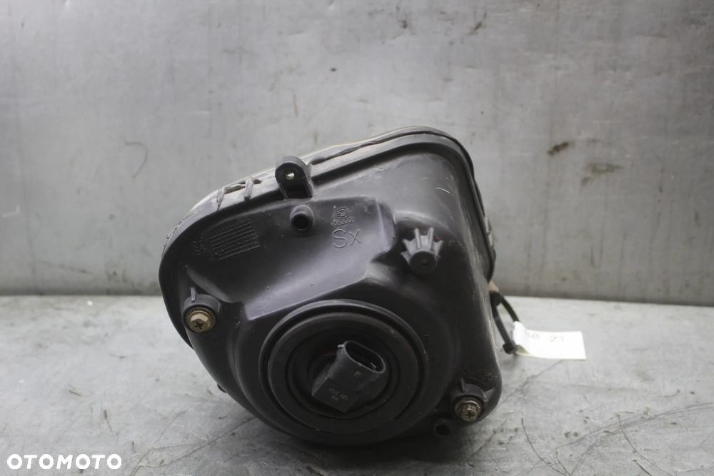 Derbi GP1 50 2T Lampa lewa reflektor przód przednia - 2