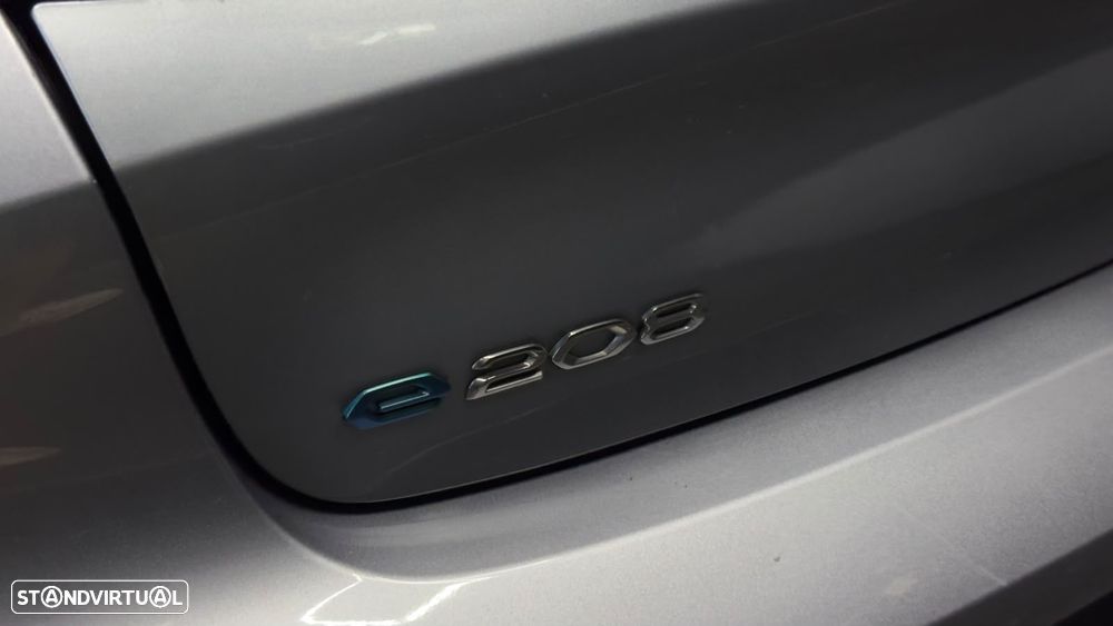 Peugeot e-208 Active Pack — fotografia 14