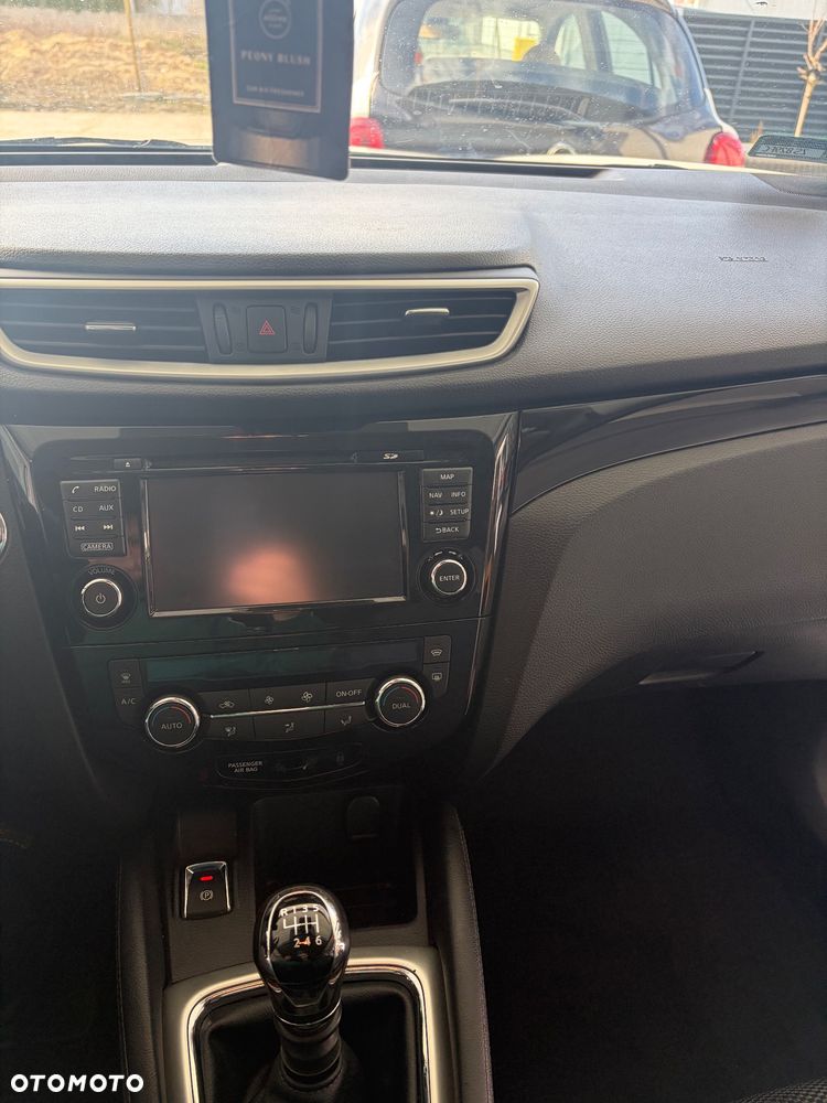 Nissan Qashqai 1.6 DIG-T Tekna - 16