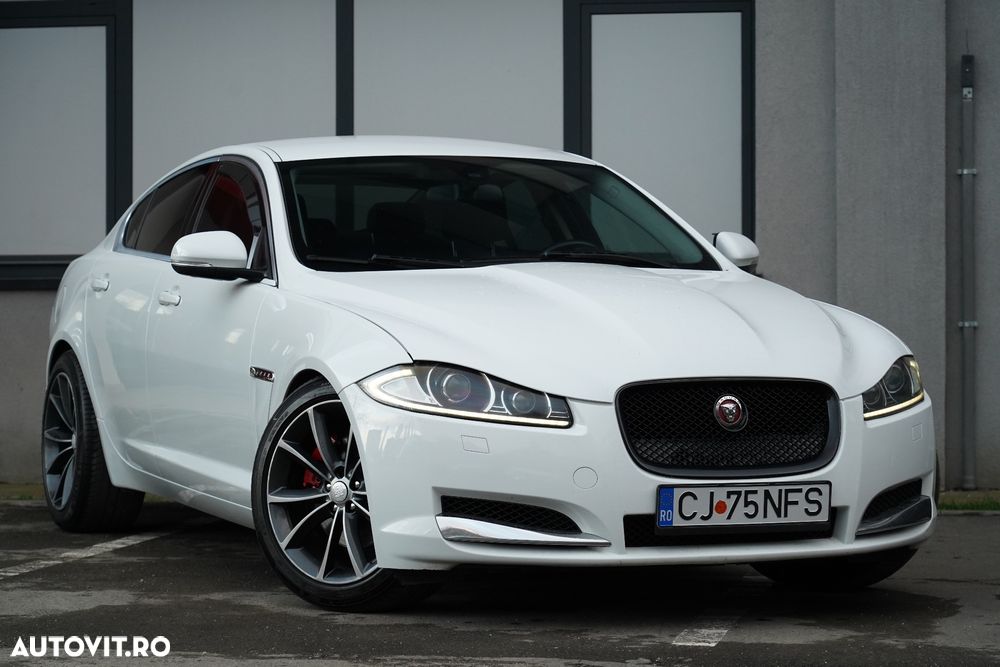 Jaguar XF 2.2D Luxury - 22